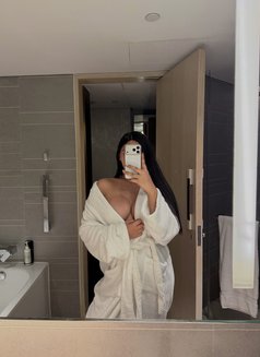 Chiara - Transsexual escort in Manila Photo 8 of 8