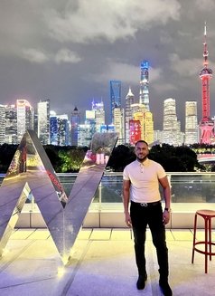 Lasvegas - Acompañantes masculino in Guangzhou Photo 2 of 3