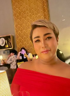 Chicha - Transsexual escort in Bangkok Photo 12 of 14