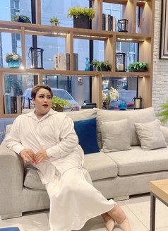 Chicha - Transsexual escort in Bangkok Photo 13 of 14