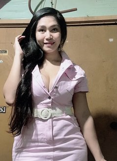 Chichi - Transsexual escort in Makati City Photo 10 of 13