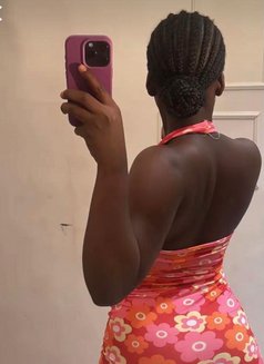 Chichi session - dominatrix in Nairobi Photo 7 of 10