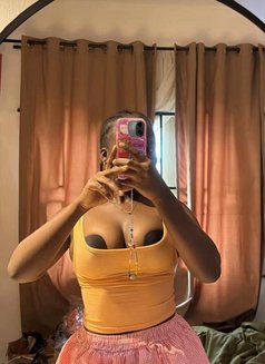 Chichi session - dominatrix in Nairobi Photo 10 of 10