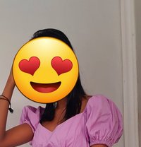 Chichi - escort in Colombo