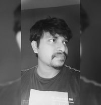 Chickoo - Acompañantes masculino in Bangalore