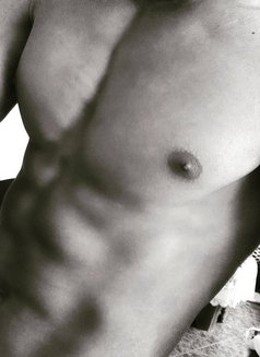 Chico, Massage Independent - masseur in Dubai Photo 2 of 2