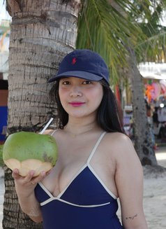 Chiena - escort in Hong Kong Photo 4 of 16