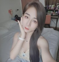 Yulia - escort in Singapore