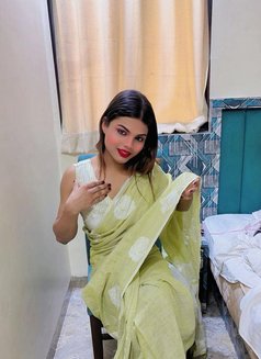 Chikki Roy - Transsexual escort in Ludhiana Photo 5 of 6