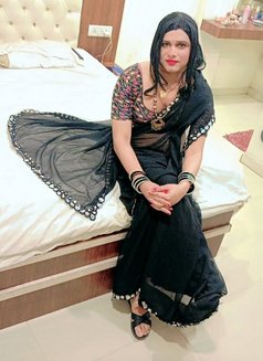 Chiku - Acompañantes transexual in Jaipur Photo 1 of 2