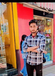 Chiku - Male escort in Noida Photo 6 of 6