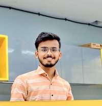 Chiku - Male escort in Mumbai