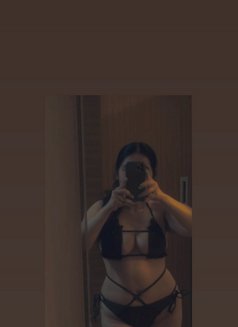 Chill - escort in Bangkok Photo 3 of 7