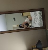 Chimmi - escort in Manila