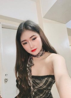 CHIN 18yo Cute Chinita - escort in Makati City Photo 5 of 6