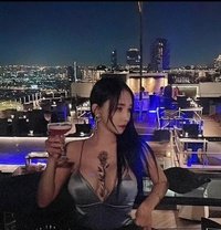 Chinese Hot Girl - escort in Lisbon