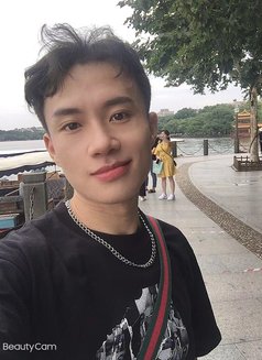 Chinese tight ass boy - Male escort in Guangzhou Photo 7 of 8