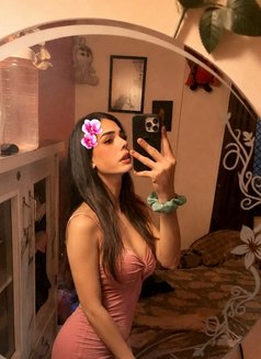Chinki π₯΅ 9+monster dick - Transsexual escort in New Delhi Photo 27 of 27