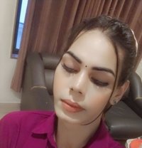 Chinki 9+ cam show only - Acompañantes transexual in New Delhi