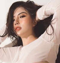 Chinn Full Service - escort in Dubai