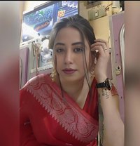 Cam show - puta in Gurgaon