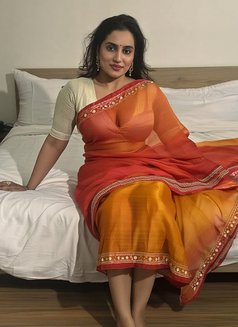 Chinta Devi - escort in Mumbai Photo 3 of 4