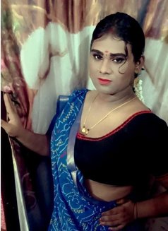 Meghana - Acompañantes transexual in Chennai Photo 1 of 3
