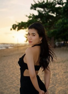 Chintya Hot Young Girl - escort in Bali Photo 5 of 14