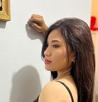 Chintya Real - puta in Bali