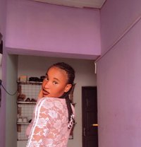Chioma Spintex - puta in Accra