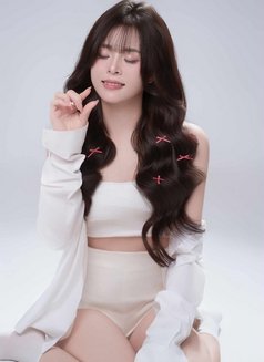 Chip 🦋 - escort in Dubai Photo 4 of 5