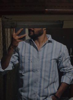 Chirag - Acompañantes masculino in Ahmedabad Photo 1 of 2