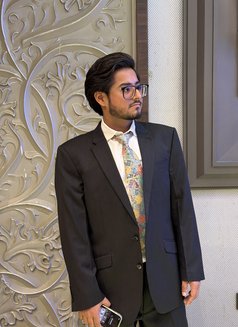 Chirag - Intérprete masculino de adultos in New Delhi Photo 1 of 1