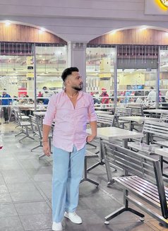 Chirag Khatri - Male escort in New Delhi Photo 4 of 8