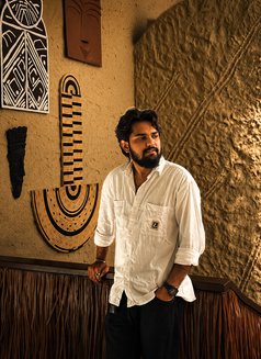 Chitzzi - Male escort in Rajkot Photo 1 of 2