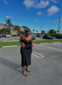 Chizzy - puta in Guangzhou Photo 3 of 4