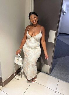 Chizzy - puta in Guangzhou Photo 3 of 4