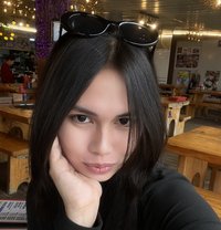 Chloe 200 Usd Bottom - Transsexual escort in Hong Kong