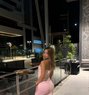 Chloe - escort in Madrid Photo 1 of 5