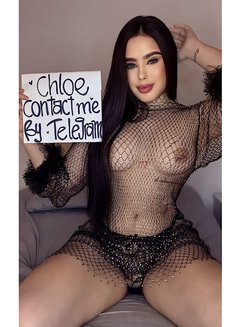 Chloe Chloe - escort in Abu Dhabi Photo 5 of 9