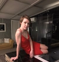 Chloe - escort in Barcelona
