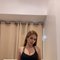 Chloe - escort in Makati City Photo 2 of 12