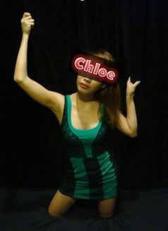 Chloe - escort in Makati City Photo 3 of 5