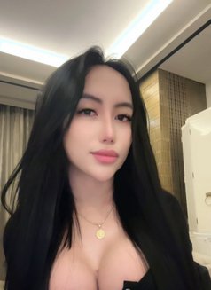Chloe - Transsexual escort in Taipei Photo 12 of 18