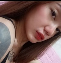 Chloe - Transsexual escort in Manila