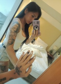 Chloe - Transsexual escort in Manila Photo 6 of 6