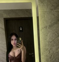 Chloe - Transsexual escort in Taipei Photo 7 of 16