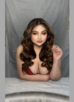 Chloe Hardcore Philippines🇵🇭 - puta in Abu Dhabi Photo 5 of 8