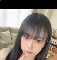 Chloe - puta in Tokyo