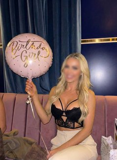 Chloe Mae - escort in Tokyo Photo 2 of 4